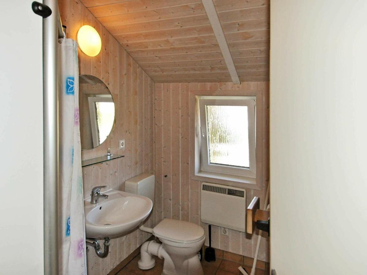 6 Person Holiday Home In Гельтинг Номер фото